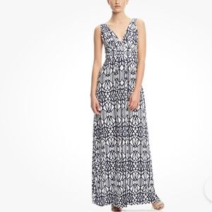 TART ADRIANNA BLUE WHITE IKAT GRAPHIC PRINT V NECK SLEEVELESS MAXI DRESS LARGE